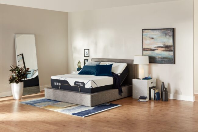 Serta iComfort Hybrid CF4000 Firm Queen Mattress Serta iComfort Hybrid CF4000 Firm Queen Mattress