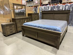 Glacier Point Beautiful Solid Wood Bedroom Furniture