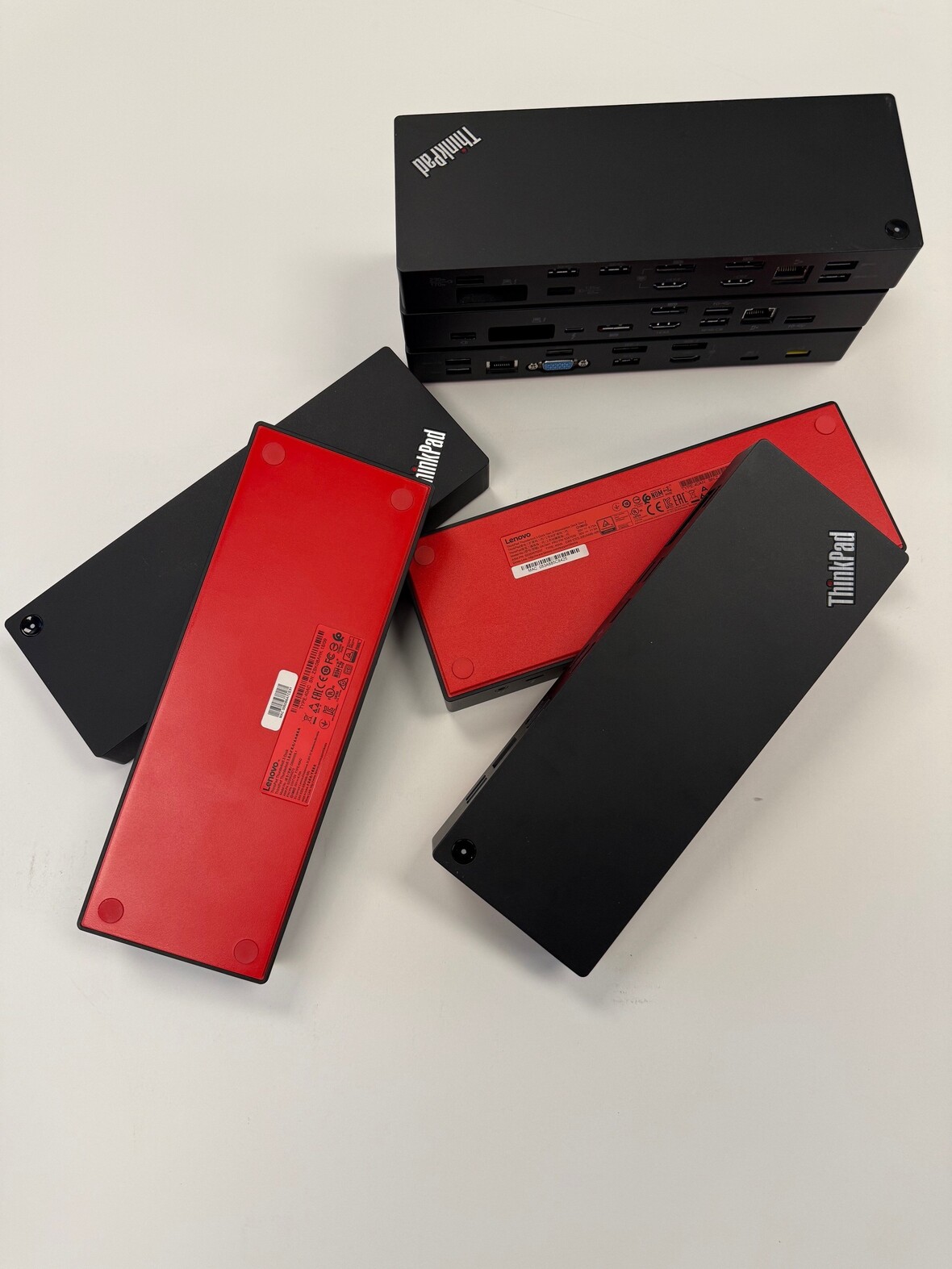 ThinkPad Thunderbolt docking Stations