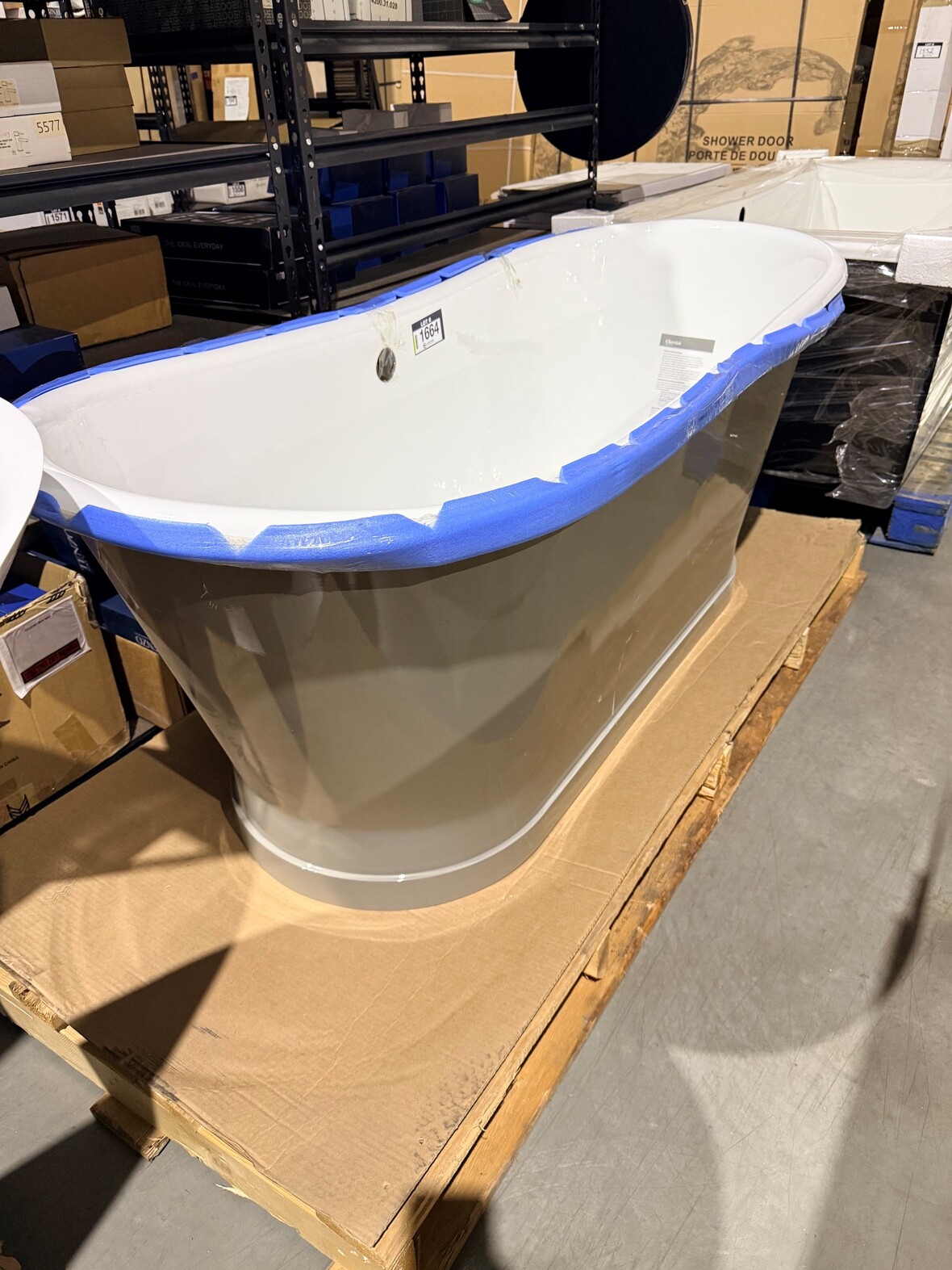 Bid on Bathtubs, Showers, Sinks & MORE!