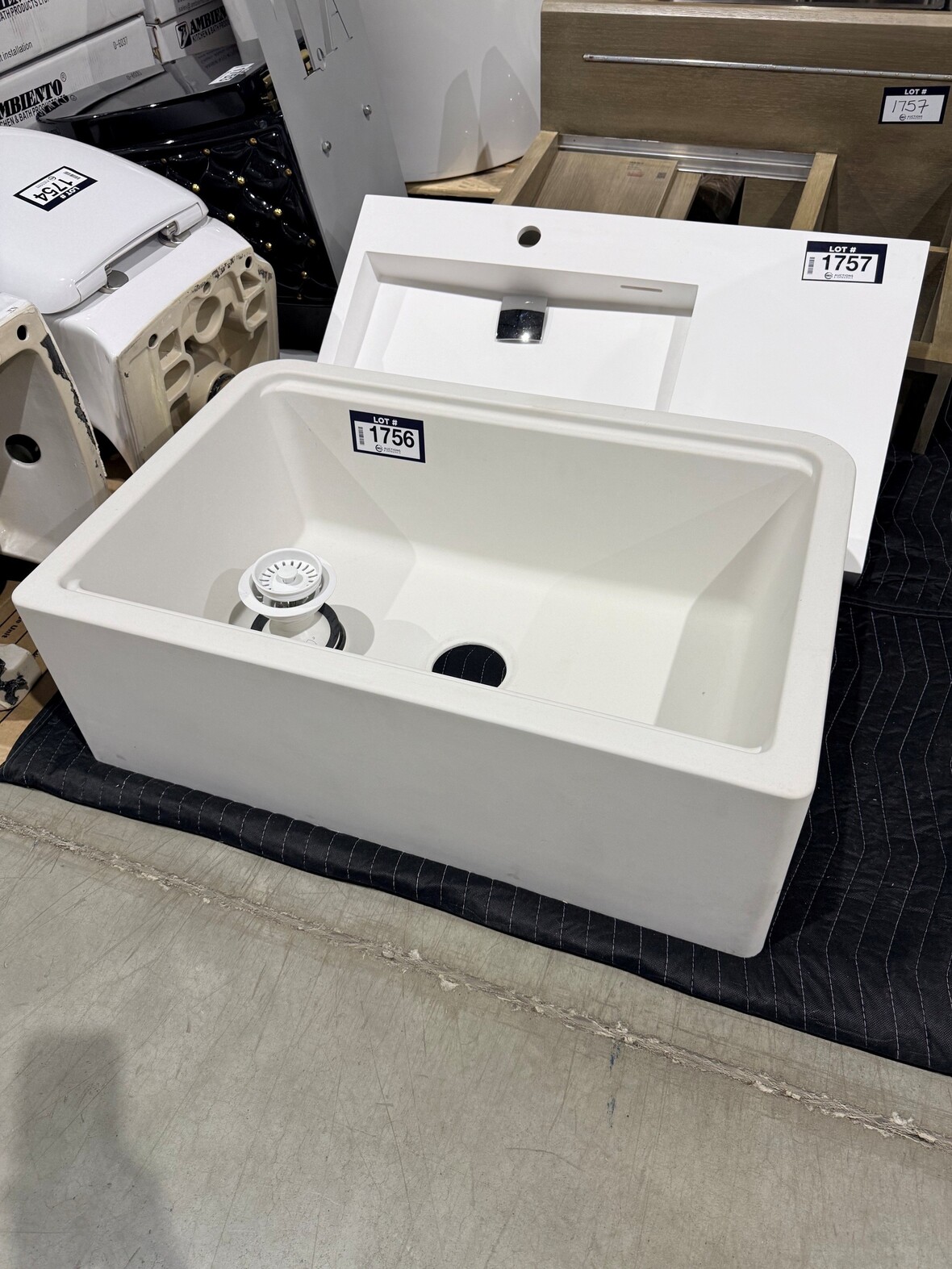 Bid on Bathtubs, Showers, Sinks & MORE!